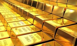الذهب يحاول الصعود مع عودة المخاوف بشأن القطاع المصرفي إلى الواجهة