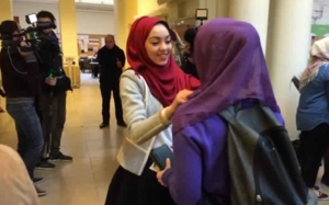 «يوم الحجاب» يحدث ضجة في فرنسا: مبادرة طلبة العلوم السياسية تقسم الرأي العام الفرنسي