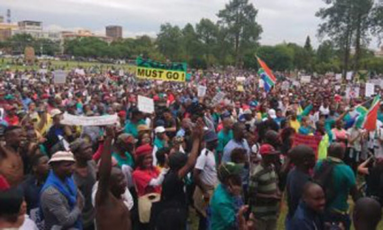 مظاهرات في جنوب أفريقيا احتجاجا على أزمة انقطاع التيار الكهربائي
