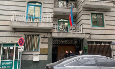أنقرة تدعو إلى تسليم مهاجمي السفارة الأذربيجانية بطهران للعدالة