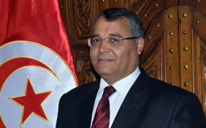 الوزير لدى رئيس الحكومة المكلف بمتابعة الإصلاحات الكبرى لـ«المغرب»:  صندوق النقد الدولي حدد موعد زيارته إثر تعهد بتثبيت عجز الميزانية عند 3.9 % وتوضيح كيفية تمويل الزيادة في الأجور