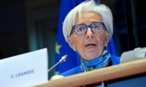 كريستين لاغارد: الضغوط المالية الأخيرة تطرح "مخاطر جديدة" لاقتصاد منطقة اليورو