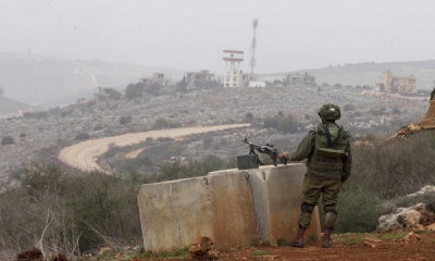 جيش الاحتلال الإسرائيلي يعزل منطقة بعمق 4 كيلومترات متاخمة لحدود لبنان