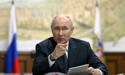 بوتين يهدد أوكرانيا بالقنابل العنقودية إذا استخدمتها كييف