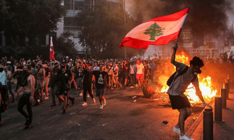 لبنان:  احتجاجات شعبية وقطع طرق في مناطق متفرقة «يوم الغضب»