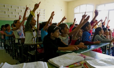 من بينهم نصف مليون طفل ..الائتلاف السوري يطالب لبنان بالعدول عن قرار وقف تعليم اللاجئين