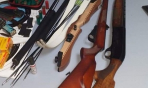 حجز أسلحة نارية و أسلحة بيضاء