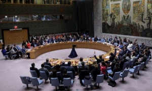 قرار مجلس الأمن الدولي الداعي لوقف إطلاق النّار في غزة ... بين الأخلاقي والإلزامي  كتاب وناشطون حقوقيون لـ&#039;&#039;المغرب&#039;&#039; : &quot;قرار مجلس الأمن مُلزم لكنه لا يحمل صيغة تنفيذية &quot;