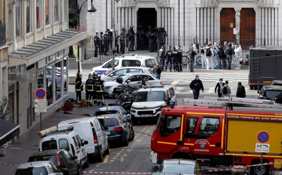 فرنسا: الحكومة تعقد اجتماع أزمة بعد هجوم كنيسة «نيس»