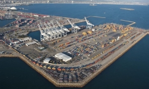 حصار الموانئ الإيرانية