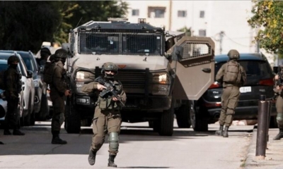 الاحتلال يشنّ عملية عسكرية شمال القدس ويهدم منشآت فلسطينية