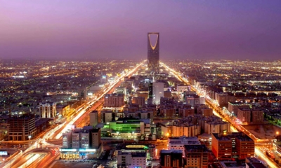 السعودية تبدي انفتاحها على استخدام "عملات أخرى" بمعاملاتها التجارية إلى جانب الدولار