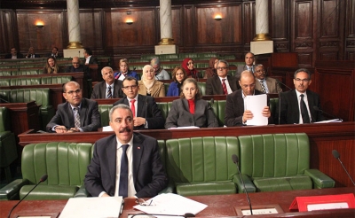 في جلسة عامة بمجلس نواب الشعب:  المصادقة على قرضين من أجل تمويل إنجاز طريق سيارة ومساكن اجتماعية