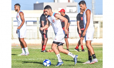 النجم يواجه النادي البنزرتي قبل شد الرحال الى ميلانو