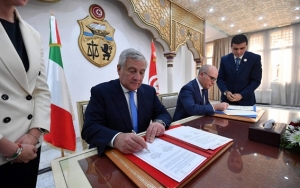 توقيع مذكرة تفاهم للهجرة النظامية بين تونس و إيطاليا