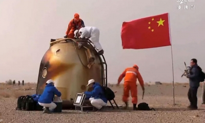 مركبة فضاء صينية غامضة تعود إلى الأرض بعد 276 يوما