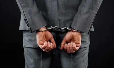 الاحتفاظ بمدير عام شركة بترولية