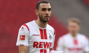 الياس السخيري ثاني أفضل لاعب في التشكيلة المثالية للبوندسليغا