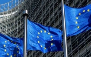 المفوضية الأوروبية تحذر من "تدخل روسي" في انتخابات الاتحاد 2024