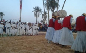 المهرجان الوطني للالعاب الصحراوية والشعبية في بشني:  عروض فرجوية وفنية وندوة حول المرأة والثقافة