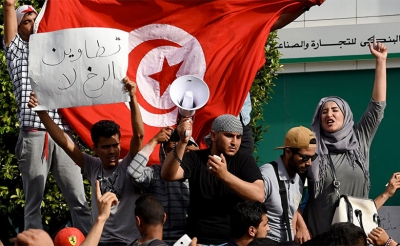 احتقان المناخ الاجتماعي والسياسي: موجة احتجاجات ثانية على الأبواب