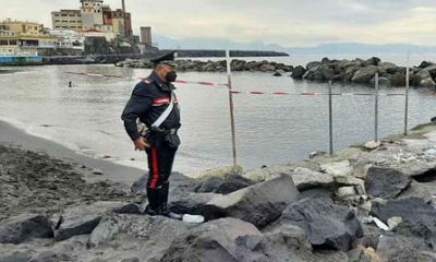 العثور على 27 جثة على شاطئ جنوب إيطاليا