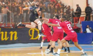 الترجي يطالب بتحكيم أجنبي لبقية مواجهات البطولة و الكأس