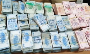 بين فخّ السيولة ومزاحمة الدولة