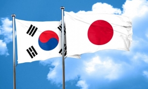 صحيفة: اليابان تدرس تخفيف القيود على الصادرات الى كوريا الجنوبية
