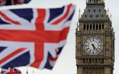 تقرير رسمي يؤكد تراجع الهجرة لبريطانيا إلى أدنى مستوياتها
