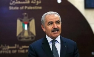 رئيس وزراء فلسطين يصل القاهرة لبحث دعم التعاون في كافة المجالات