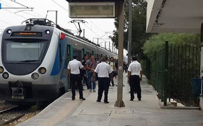 فيما يصل العجز المحاسبي لشركة السكك الحديدية إلى 470 مليون دينار:  الأعوان يضربون..الوزارة تسخر 200 عون  والنقابة تعتبر الإجراء غير قانوني وتهدد بالتصعيد