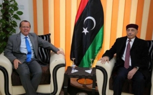 ليبيا:  كوبلر في طبرق وطرابلس ... هل تنفرج الأزمة ؟