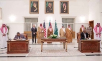 السعودية وأمريكا تعلنان توقيع اتفاقية لوقف إطلاق النار في السودان