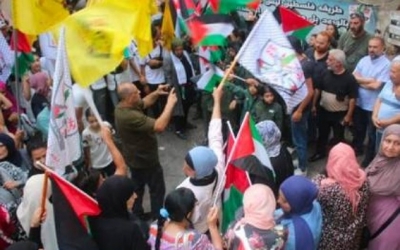 لبنان.. لاجئون فلسطينيون ينفذون وقفة تضامنًا مع جنين