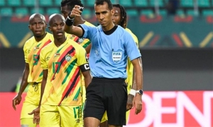 الموريتاني دحان بيدا حكما للقاء الاهلي والترجي