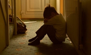 شبهة تعرض طفل الـ3 سنوات لاعتداء جنسي في روضة: الجهات الأمنية تتعهد بالملف