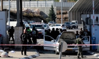 إصابة 3 إسرائيليين في إطلاق نار على سيارات بالضفة