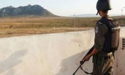ضبط  30 شخصا من جنسيات إفريقيا تعمدوا إجتياز الحدود خلسة