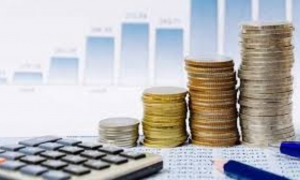 بفارق 31 دولارا بين فرضية الميزانية والتوقعات العالمية  فاتورة الدعم وعجز الميزانية في مرمى ارتفاع أسعار المحروقات