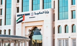 الإمارات تصدر  قرارات جديدة   للضريبة على الشركات والأعمال