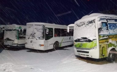 أمطار غزيرة وثلوج تجتاح ولايات القصرين والكاف وجندوبة وسليانة وبنزرت:  جهات في حالة تأهب وأخرى في عزلة..انقطاع حركة المرور وتعليق الدروس