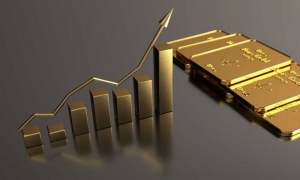 الذهب يتجه لأفضل أداء شهري منذ يوليو 2020 بفضل الاضطرابات المصرفية