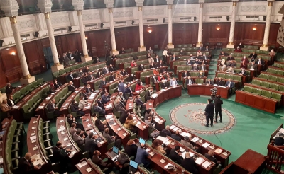 كتلة النهضة تدعو النيابة العمومية للتحرّك: عبير موسي تعود إلى البرلمان وتنطلق في الثأر بعد فضّ اعتصامها