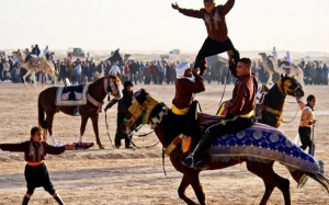 المهرجان الدولي للصحراء بدوز:  خمسون عاما من العطاء الثقافي والتميز السياحي