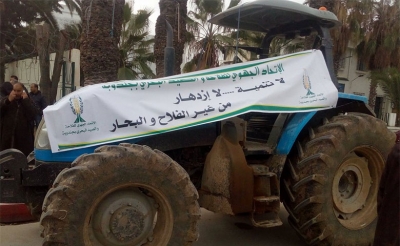 جندوبة: الفلاحون يدخلون في اعتصام مفتوح ويلوّحون بالتصعيد وبالمقاطعة