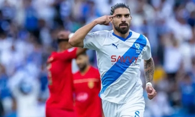 الهلال ينتصر ويقصي الوداد من البطولة العربية