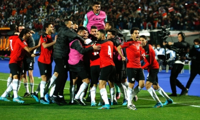 ما بقي من ذهاب الدور الحاسم للمونديال:  الأرض تلعب ضد أصحابها.. «الفراعنة» الناجي الوحيد .. حلم العرب يكبر