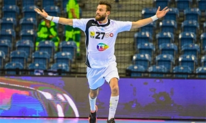 كازال باق في منتخب كرة اليد